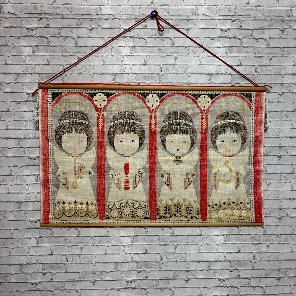 Vintage IRISH LINEN Angels Singing CHERUBS Wall Hanging Gray Tassels 30in RARE
